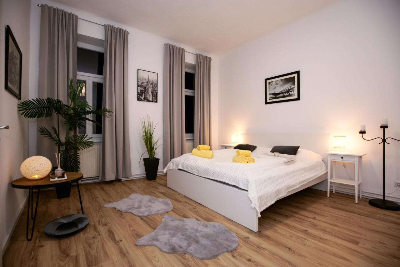 Lovac 10 * Vienna